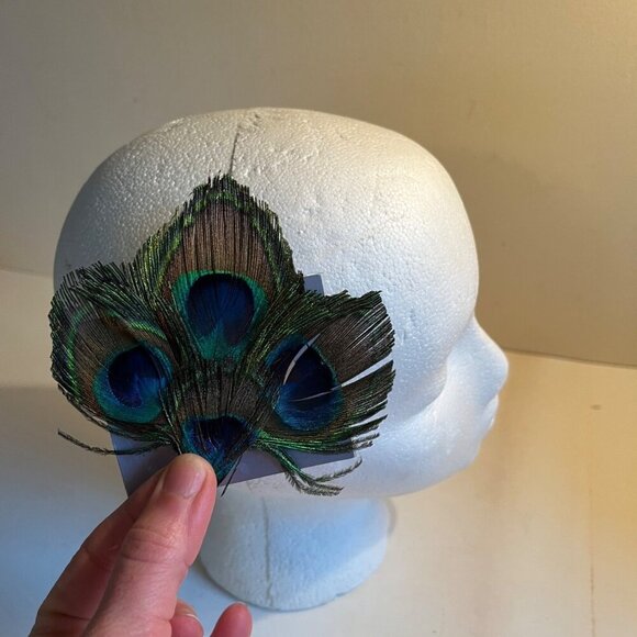 Icing NWT Natural Peacock Feathers Fascinator Long Hair Clip Blue Green Bridal - Picture 2 of 4